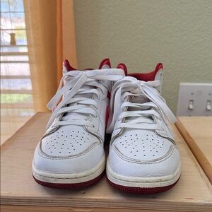 Nike Air Jordan 1 Mid White Dune Red - Leather. Size5Y.